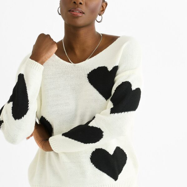 White V Neck Oversized Heart Knit Jumper