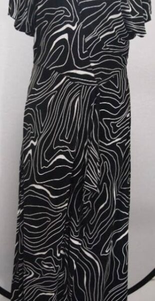 Finery Dress Black And White Size: 12