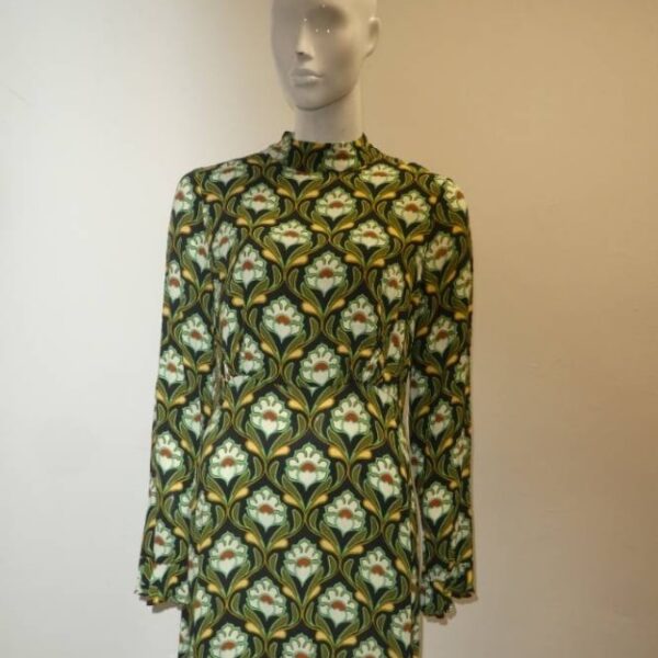 H&m Long Sleeved Dress Green Floral Size: L
