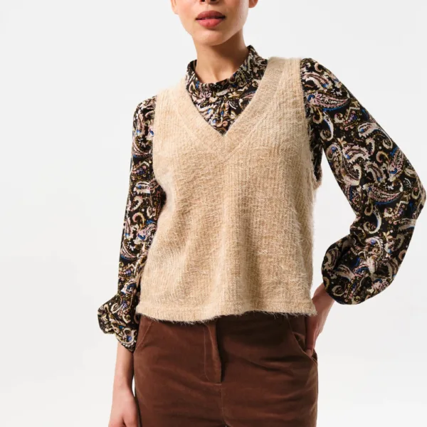 Isaac Eyelash V-Neck Tank Top - Beige