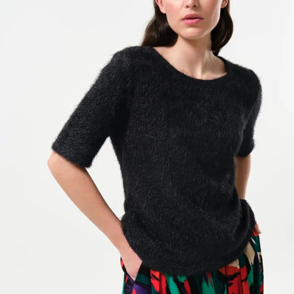 Laureen Eyelash Rib Short Sleeve Jumper - Black