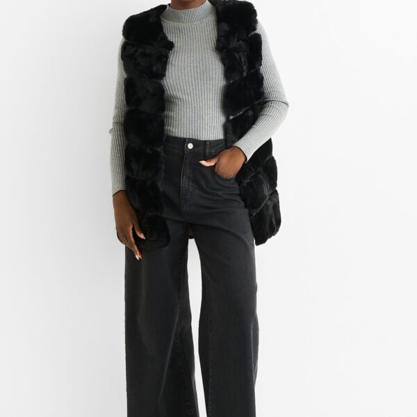 Black Diagonal Cut Sleeveless Faux Fur Gilet