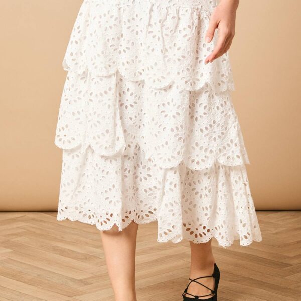 Broderie Tiered Midi Skirtwhite