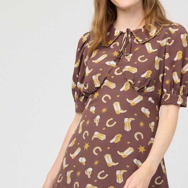 Joanie Clothing Hattie Western Motif Print Tie Neck Mini Dress - UK 24 (Brown)