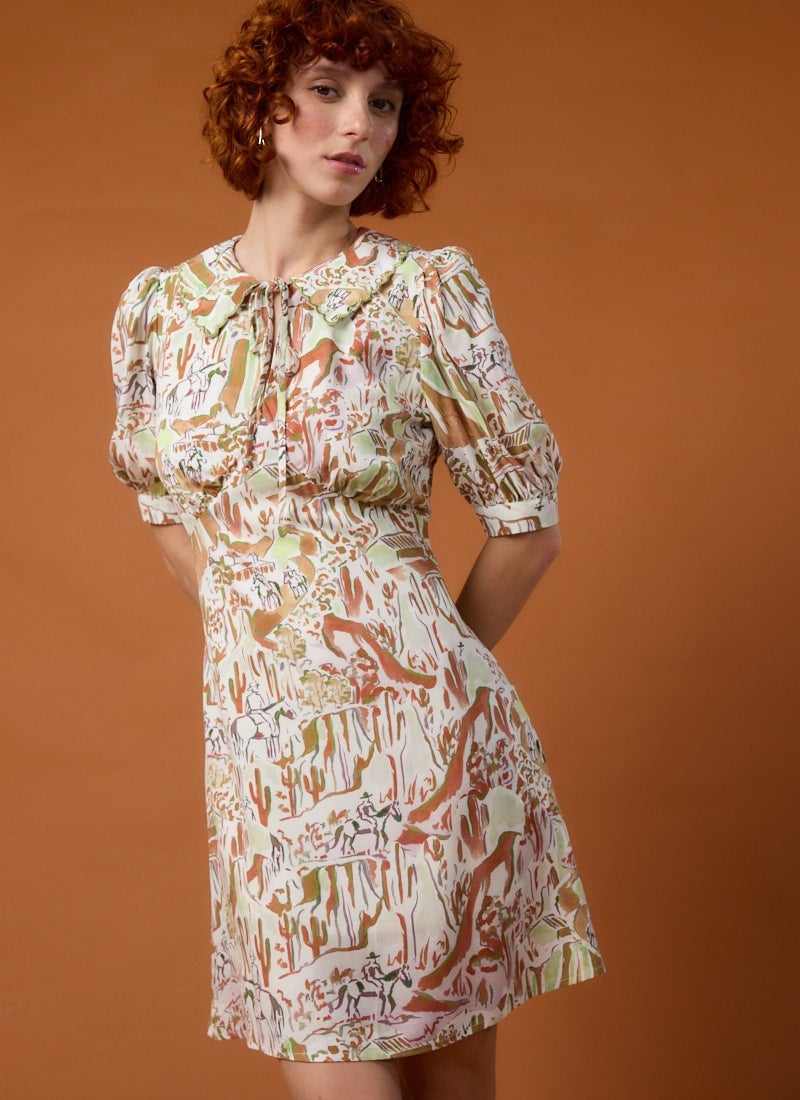 Joanie Clothing Hattie Painterly Western Print Tie Neck Mini Dress - UK 26 (White)